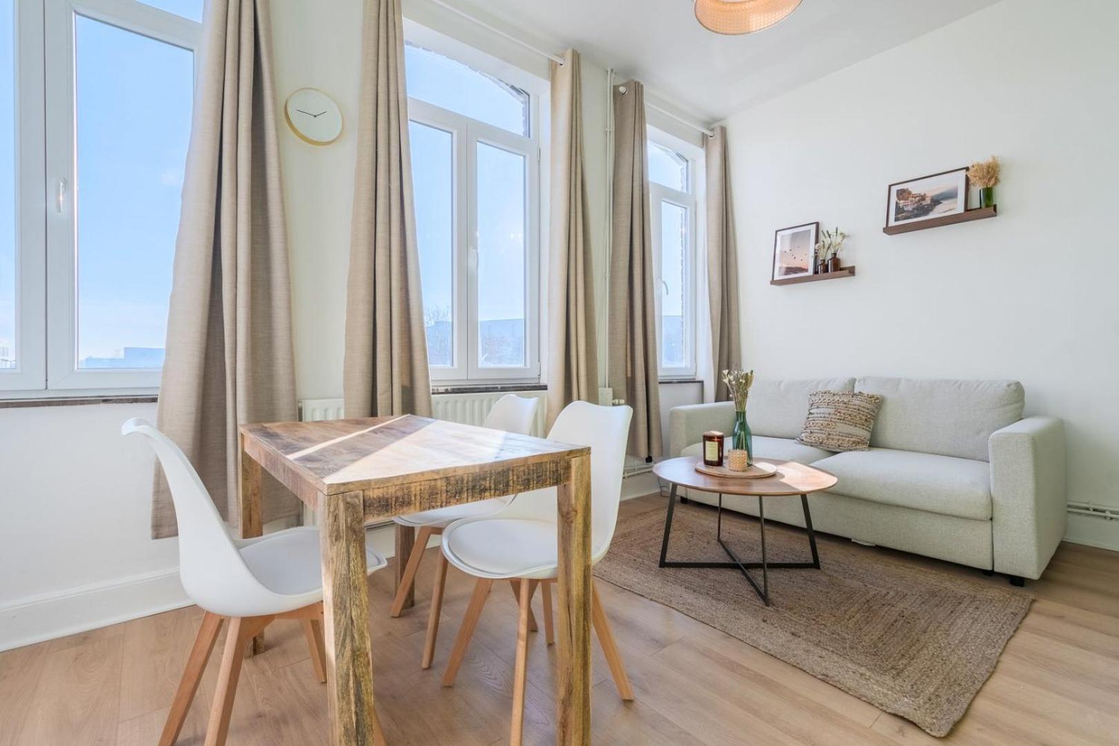 Charming One Bedroom Station